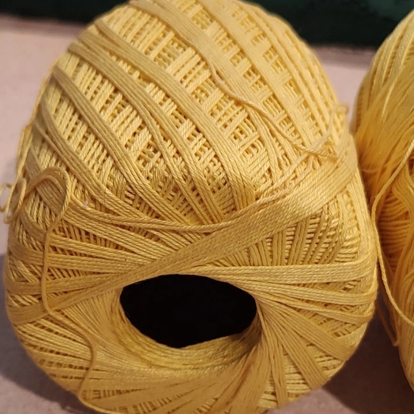 Vintage LOT of 2Crochet ThreadsJ+P CoatsKnit Cro SheenMustard yellowOne 4" - Picture 3 of 9